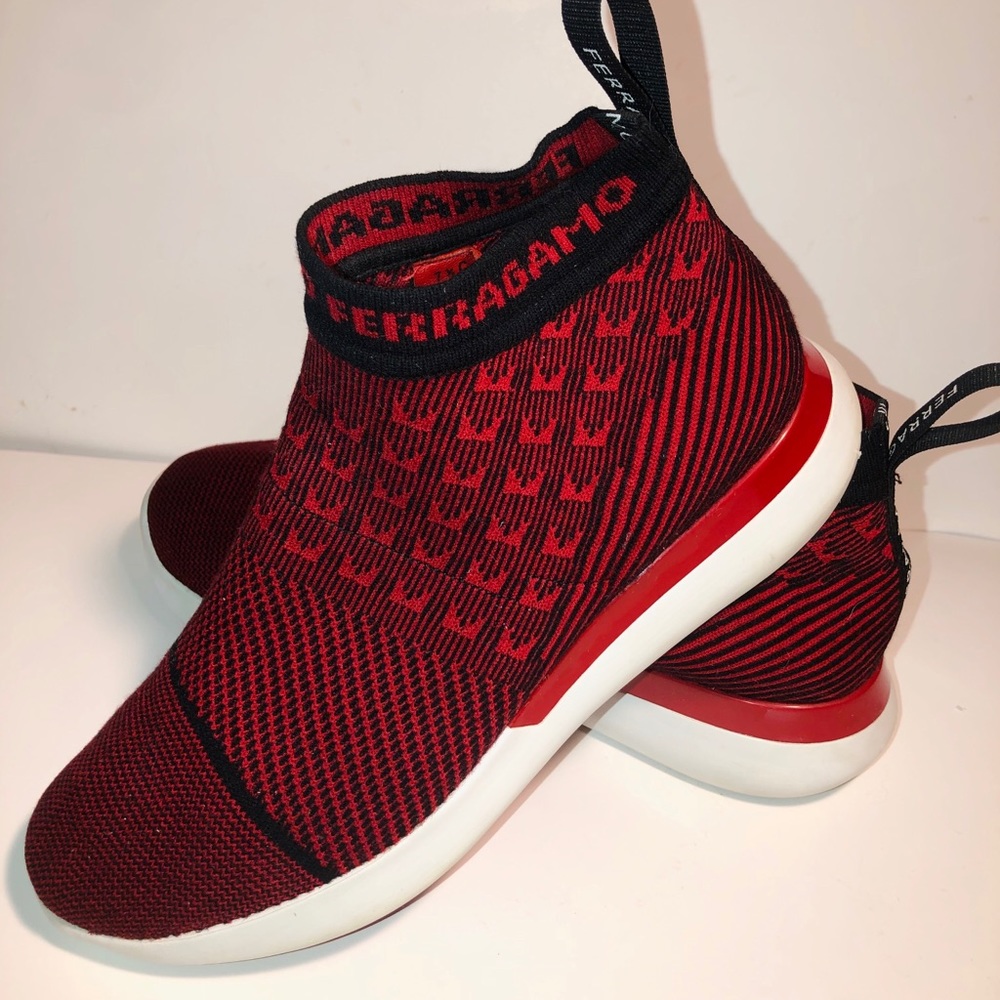 Salvatore Ferragamo sneakers size 7.5